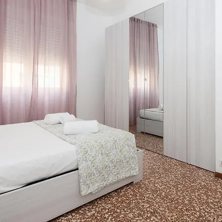 Apartamento Town House 8 - In *