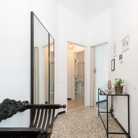 Town House 8 - In